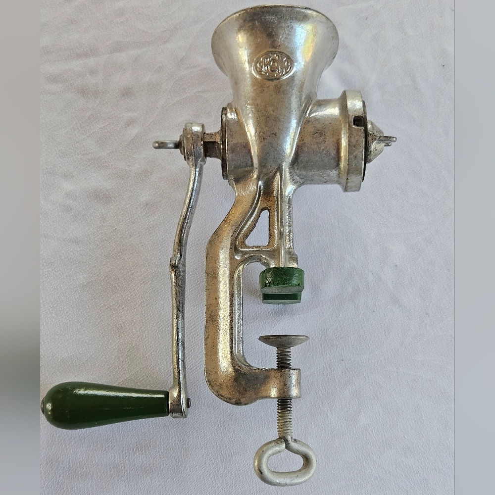 Spong Meat Grinder No. 91 Green Handle Made In England Vintage Kitchen Gadget